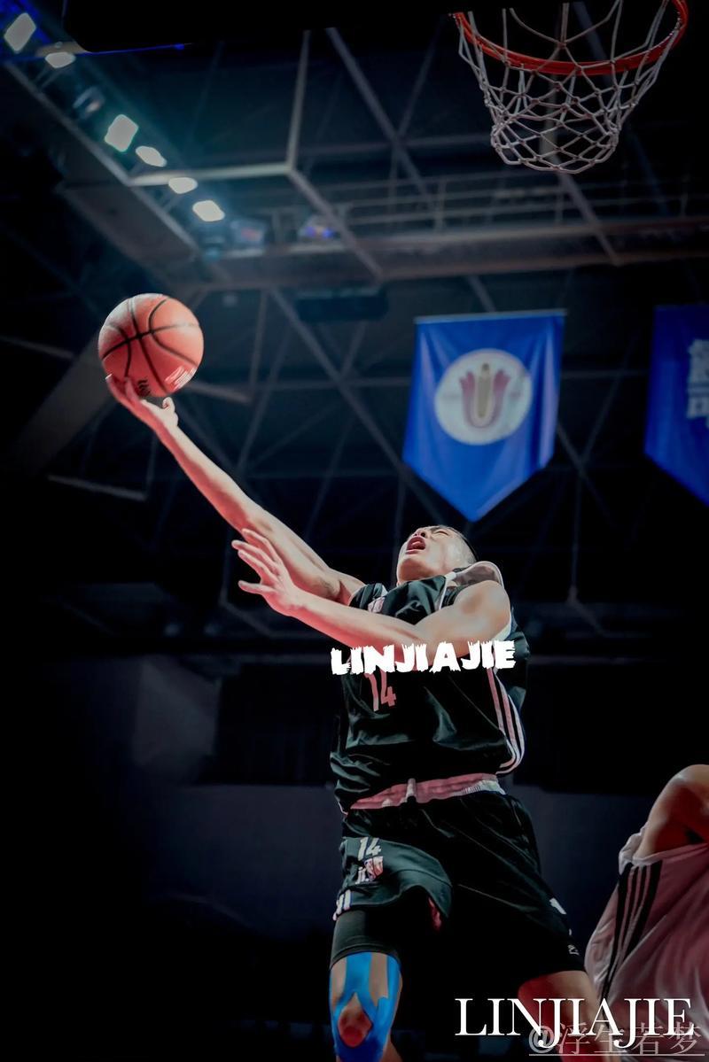 Jr. NBA《篮少可期》：篮球给了我另一个归属